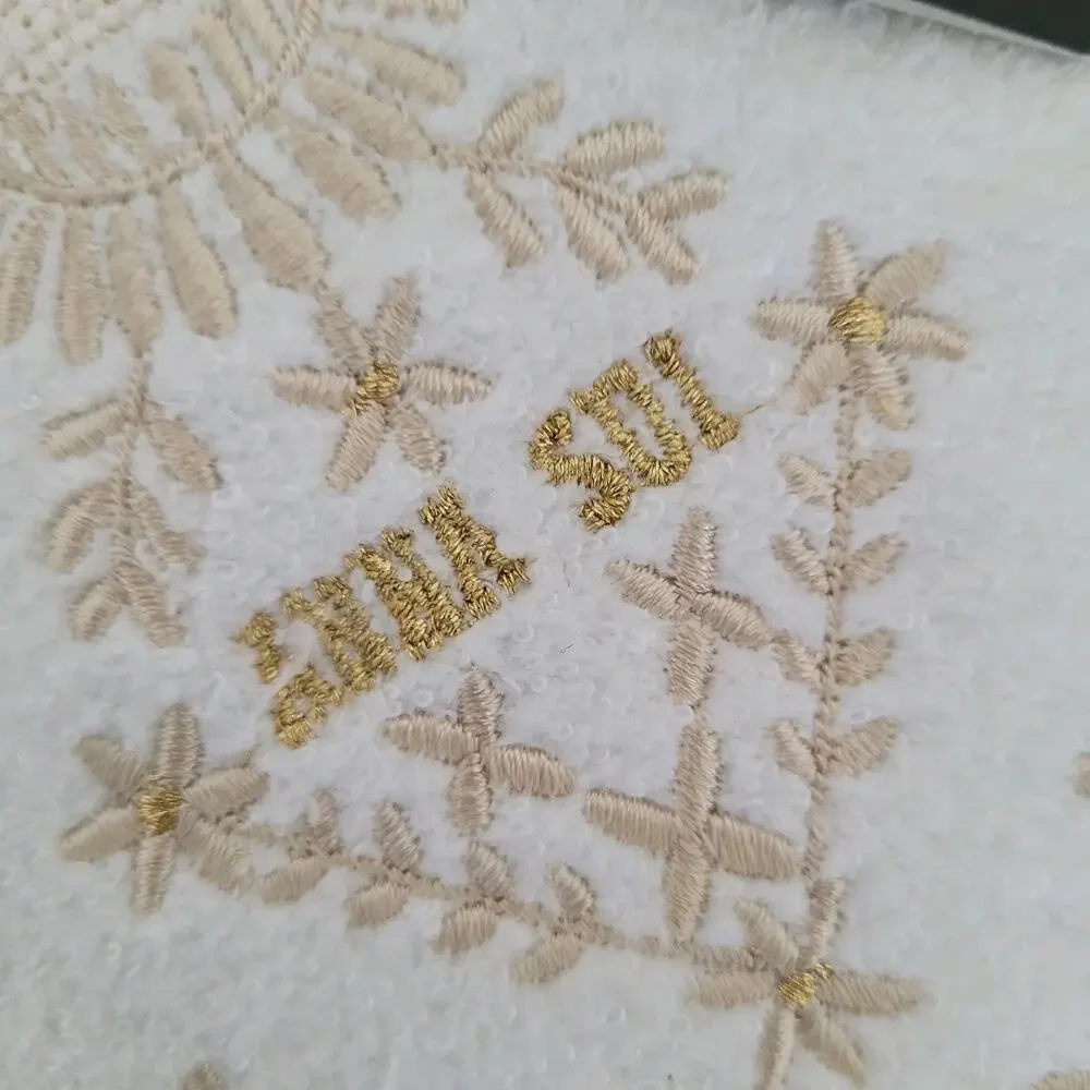 Anna Sui Cotton 100% Small Towel Mini White Place Mat Washcloth Square Embroider